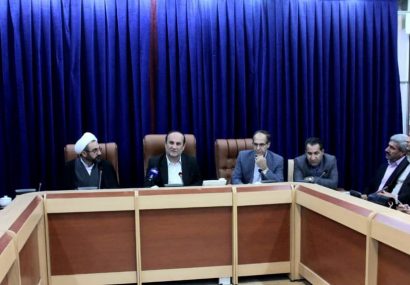 تمام مدارس استان می بایست به وسایل گرمایشی استاندارد، مجهز شوند