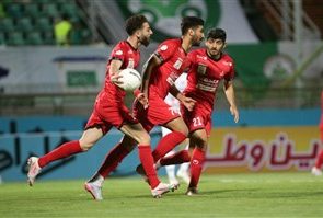 ذوب آهن ۱ - پرسپولیس ۲؛ برد با امضای یحیی ذوب آهن ۱ – پرسپولیس ۲؛ برد با امضای یحیی