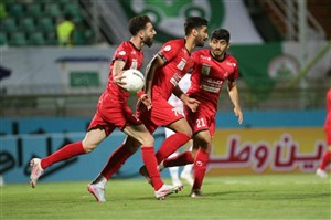 ذوب آهن ۱ - پرسپولیس ۲؛ برد با امضای یحیی ذوب آهن ۱ – پرسپولیس ۲؛ برد با امضای یحیی
