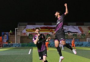 پرسپولیس در کویر به صدر رسید/ پوکر مس رفسنجان در شکست پرسپولیس در کویر به صدر رسید/ پوکر مس رفسنجان در شکست