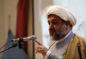 عمل به توصیه‌های رهبری راه برون‌رفت از مشکلات است