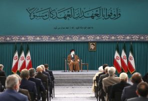 کشور مطلقاً معطل مذاکرات نشود؛ مذاکره‎‌کنندگان انقلابی، مؤمن و پر جدّ و جهدند