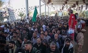 موج برگشت زوار علت ازدحام جمعیت در مرز زرباطیه می باشد