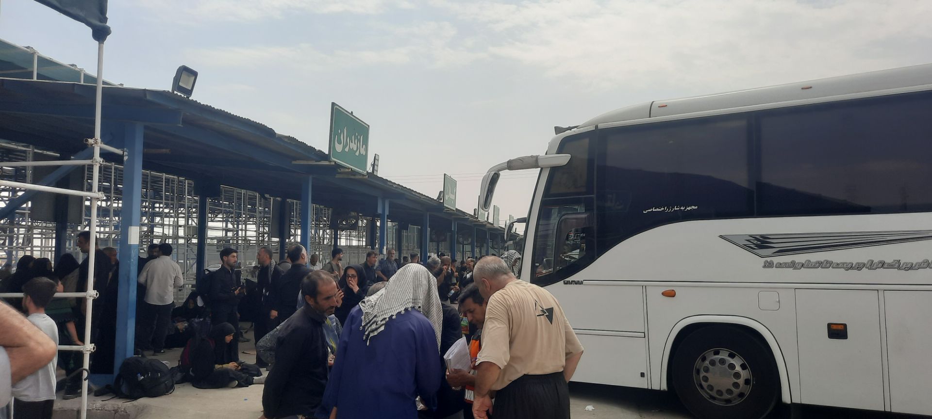 بازگشت یک میلیون و ۴۰۰ هزار زائر از مرز مهران به کشور بازگشت یک میلیون و ۴۰۰ هزار زائر از مرز مهران به کشور