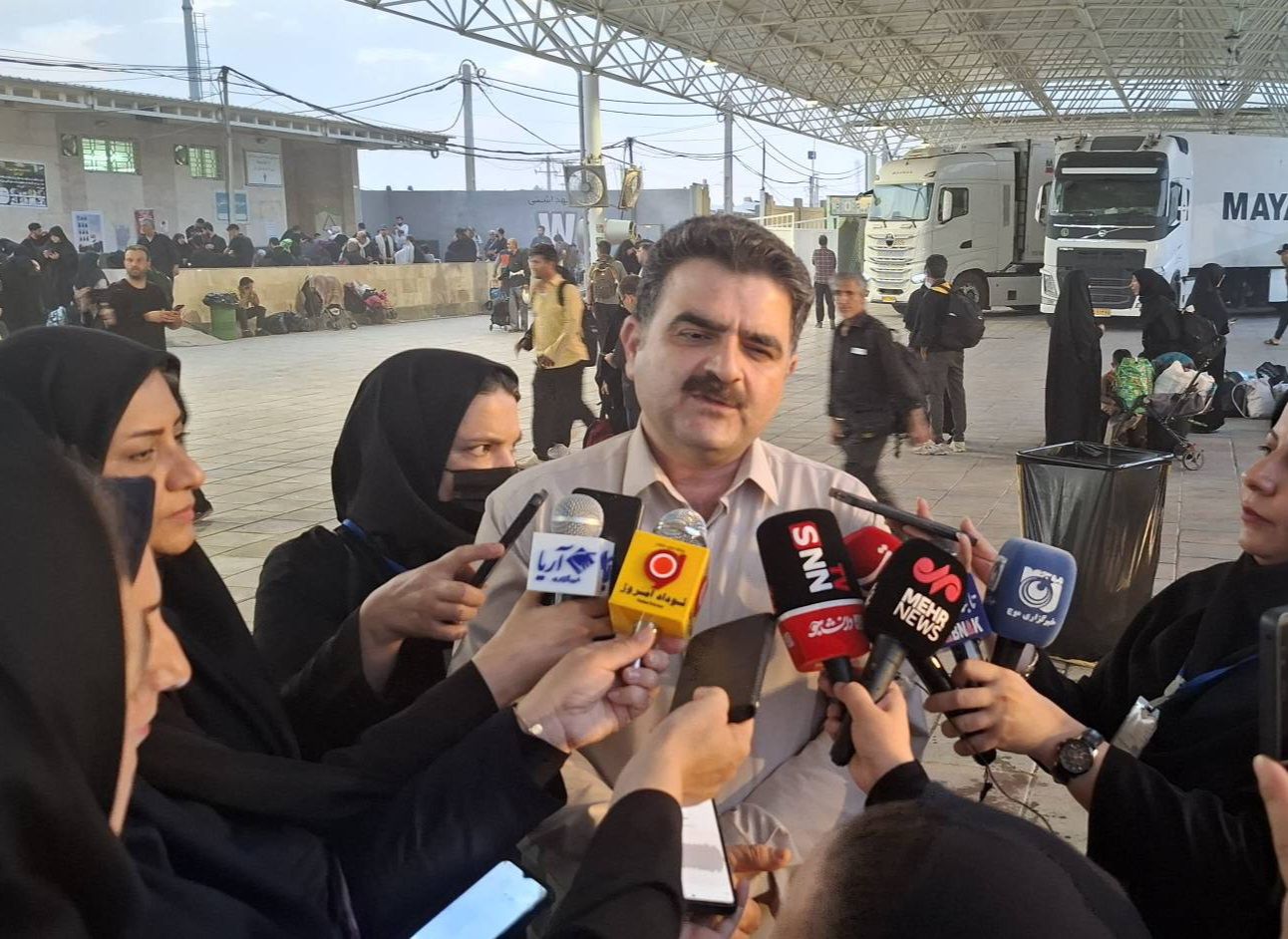 تأمین ۱۰۰ درصدی نیاز خونی زائران اربعین در مهران/ پایگاه ملی انتقال خون در مرز مهران احداث می شود تأمین ۱۰۰ درصدی نیاز خونی زائران اربعین در مهران/ پایگاه ملی انتقال خون در مرز مهران احداث می شود