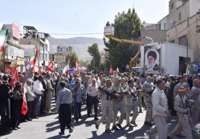 رزمایش بزرگ «جانفدایان ایران» در ایلام برگزار شد رزمایش بزرگ «جانفدایان ایران» در ایلام برگزار شد