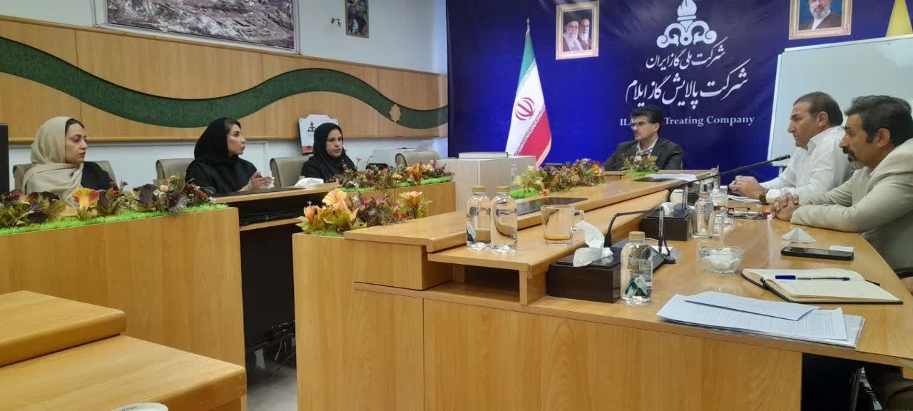 تأکید رئیس هیئت‌مدیره باشگاه پالایش گاز ایلام بر حمایت از تیم فوتبال بانوان و بهبود نتایج در لیگ برتر