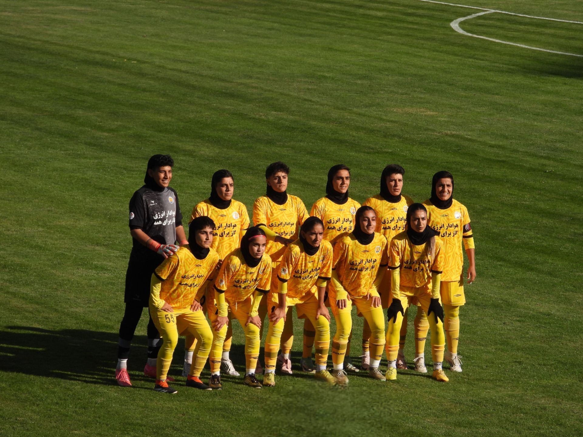 پالایش گاز ایلام با ۱۰ نفر هم ایستاد / تساوی بدون گل و یک گل مردود در کرج پالایش گاز ایلام با ۱۰ نفر هم ایستاد / تساوی بدون گل و یک گل مردود در کرج